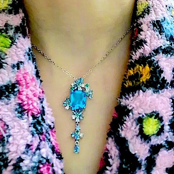 Silver Blue Morganite Pendant Charm Necklace - Picture 3 of 8